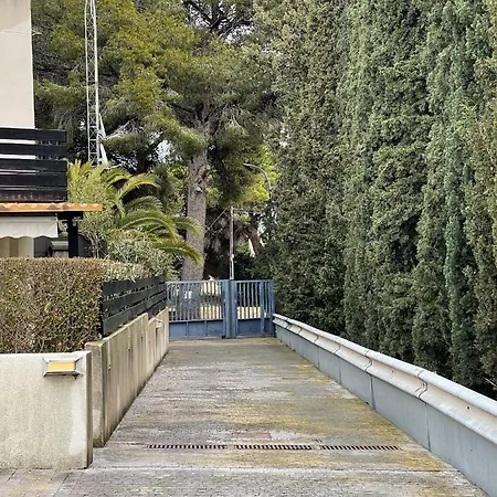 Casa-mont-roig, New Renovated, 5 Minutes To Appartement