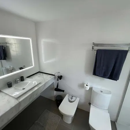 Casa-mont-roig, New Renovated, 5 Minutes To Appartement *