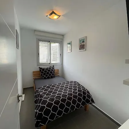 Casa-mont-roig, New Renovated, 5 Minutes To *