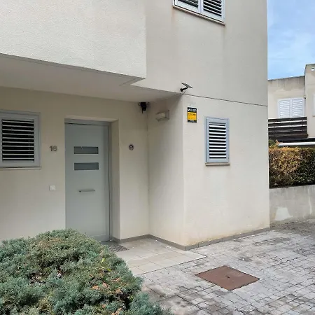 Casa-mont-roig, New Renovated, 5 Minutes To * Mont-roig del Camp