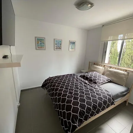 Casa-mont-roig, New Renovated, 5 Minutes To Appartement *