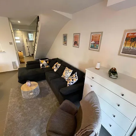 Casa-mont-roig, New Renovated, 5 Minutes To Appartement *